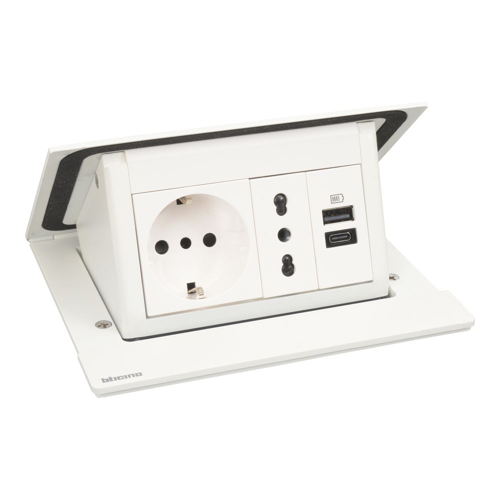 Pop-up - For flush mounting in furniture. Equipped with MatixGo functions. 4 modules