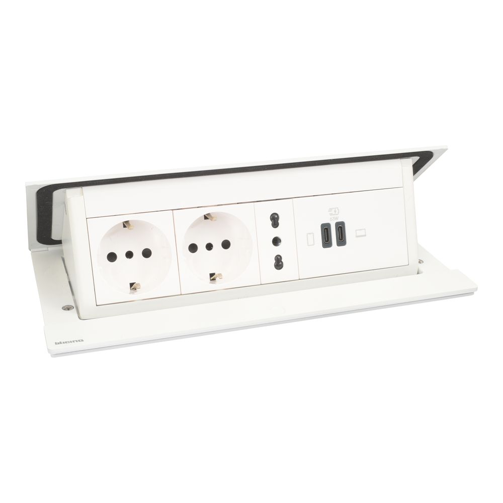 Pop-up - For flush mounting in furniture. Equipped with MatixGo functions. 8 modules  