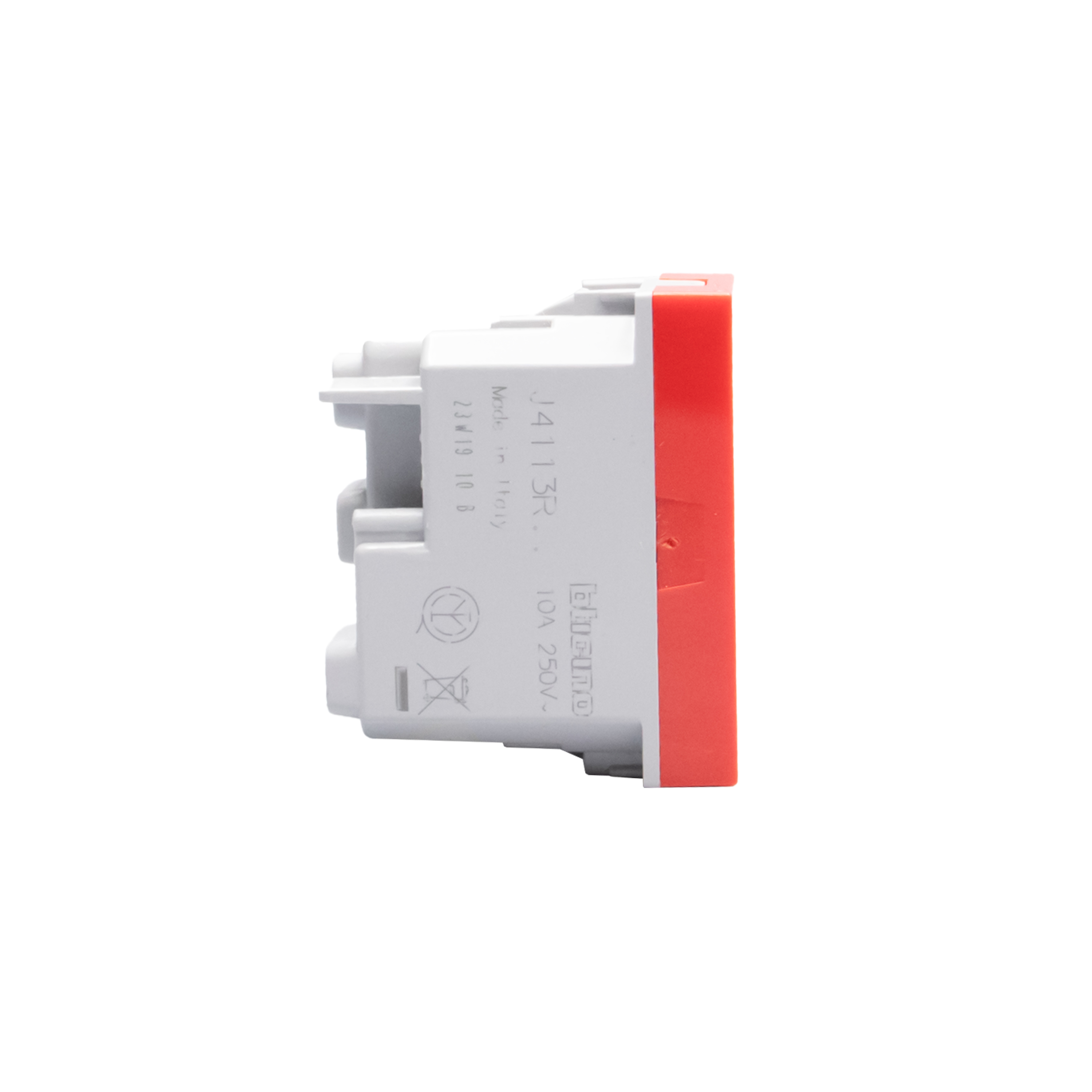 Italian standard P11 socket outlets. 2P+E 10 A 250 Va.c.