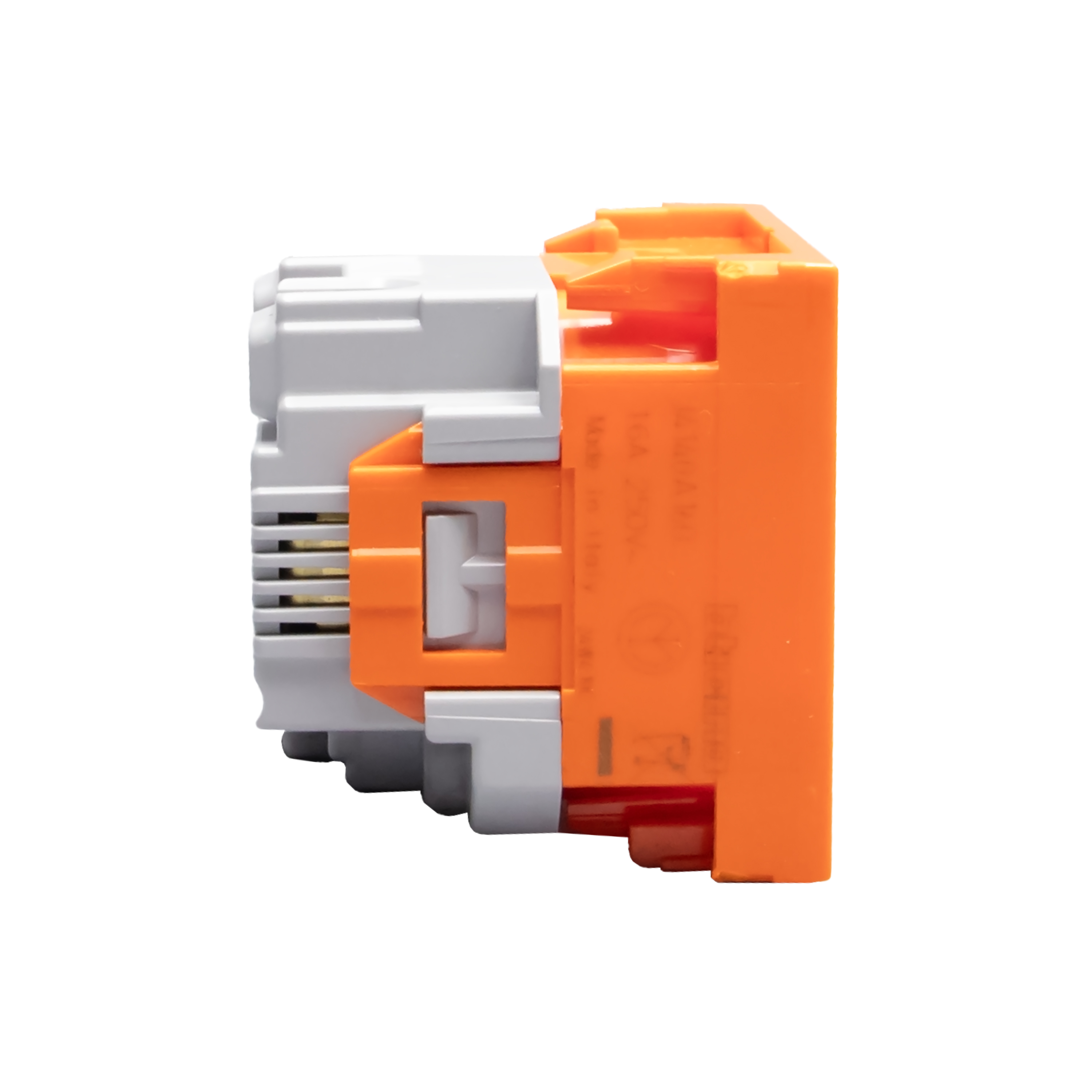 Italian standard P40 socket outlets. 2P+E 10 A and 16 A 250 Va.c. 