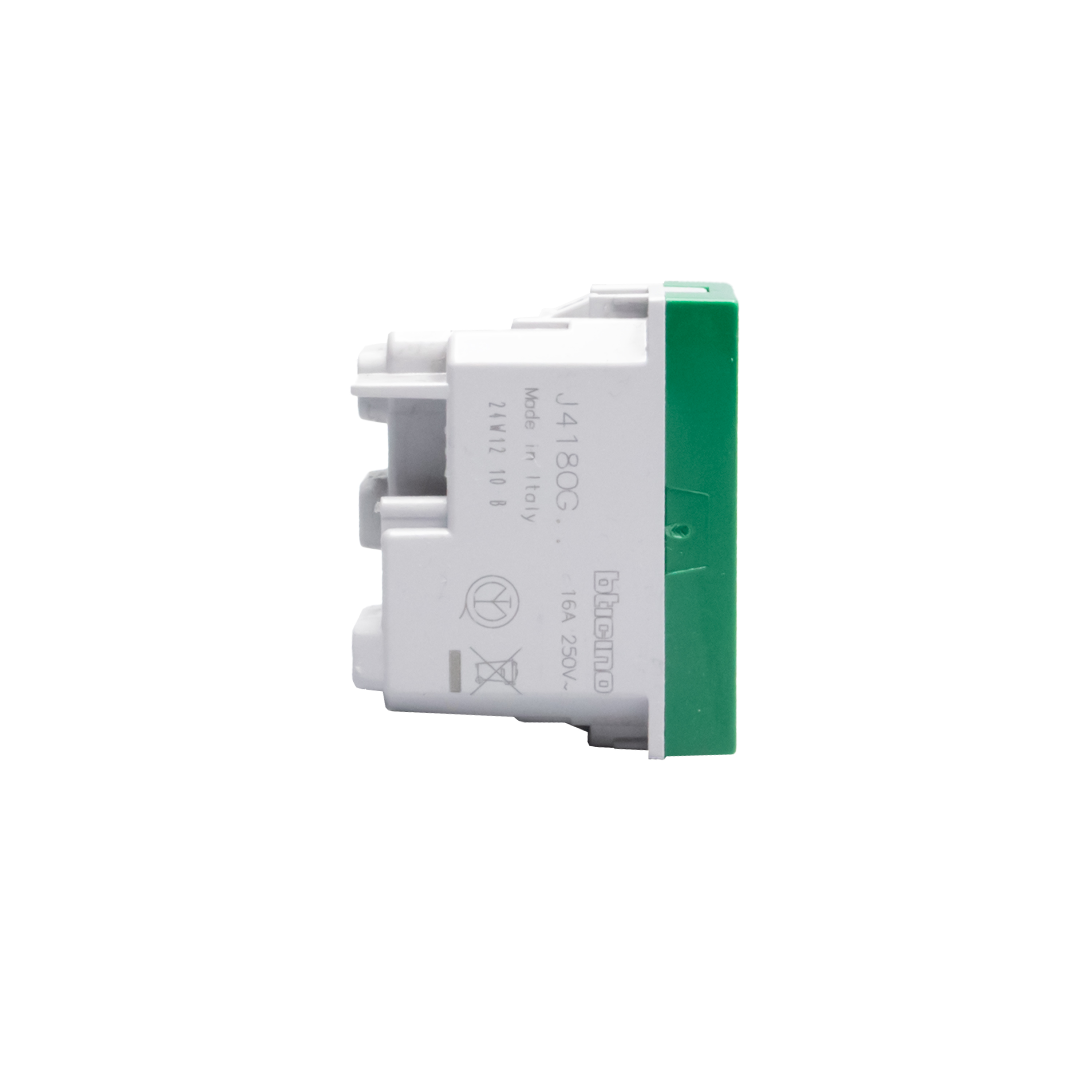 Italian standard P17/11 socket outlets. 2 P+E 16 A 250 Va.c. 