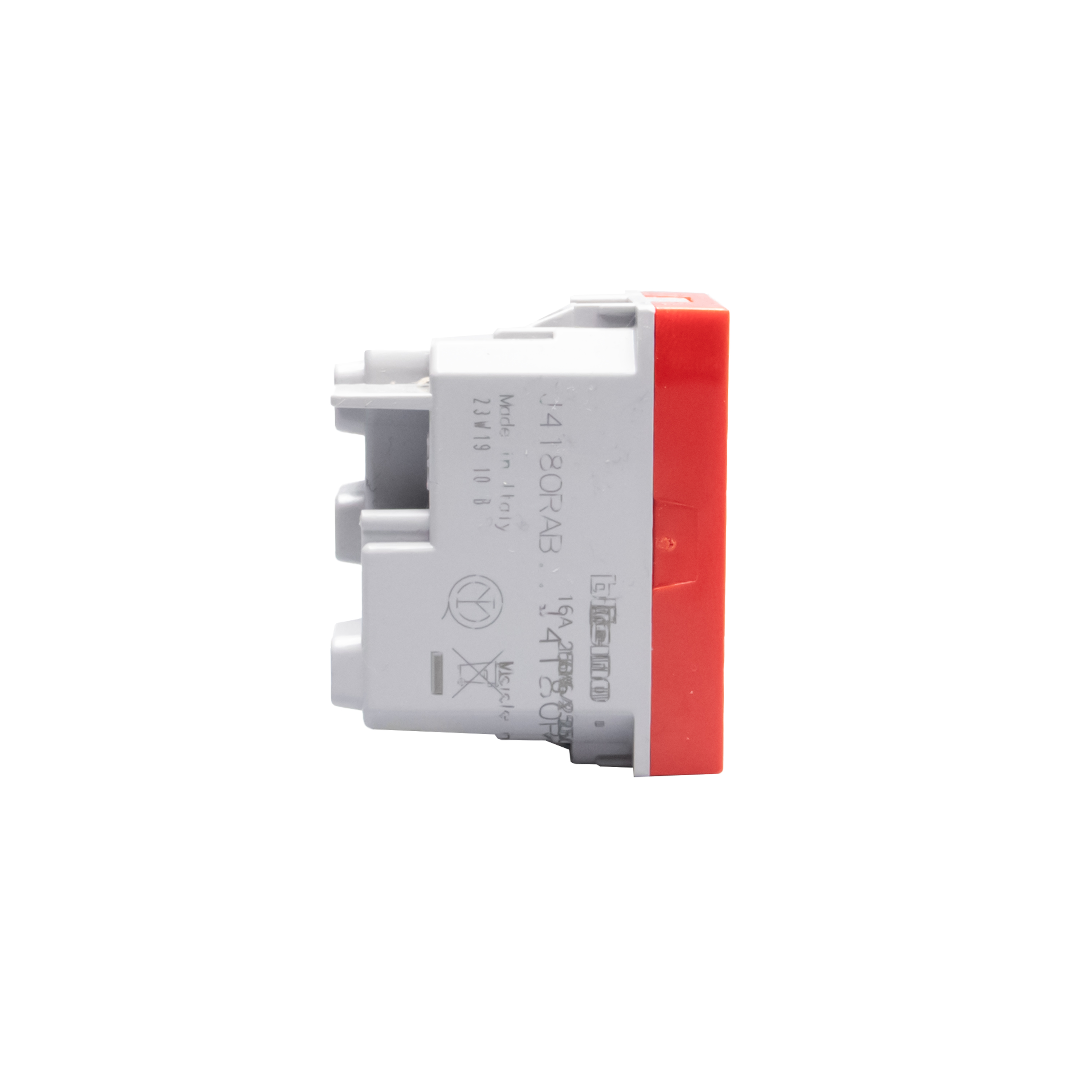 Italian standard P17/11 socket outlets. 2 P+E 16 A 250 Va.c.