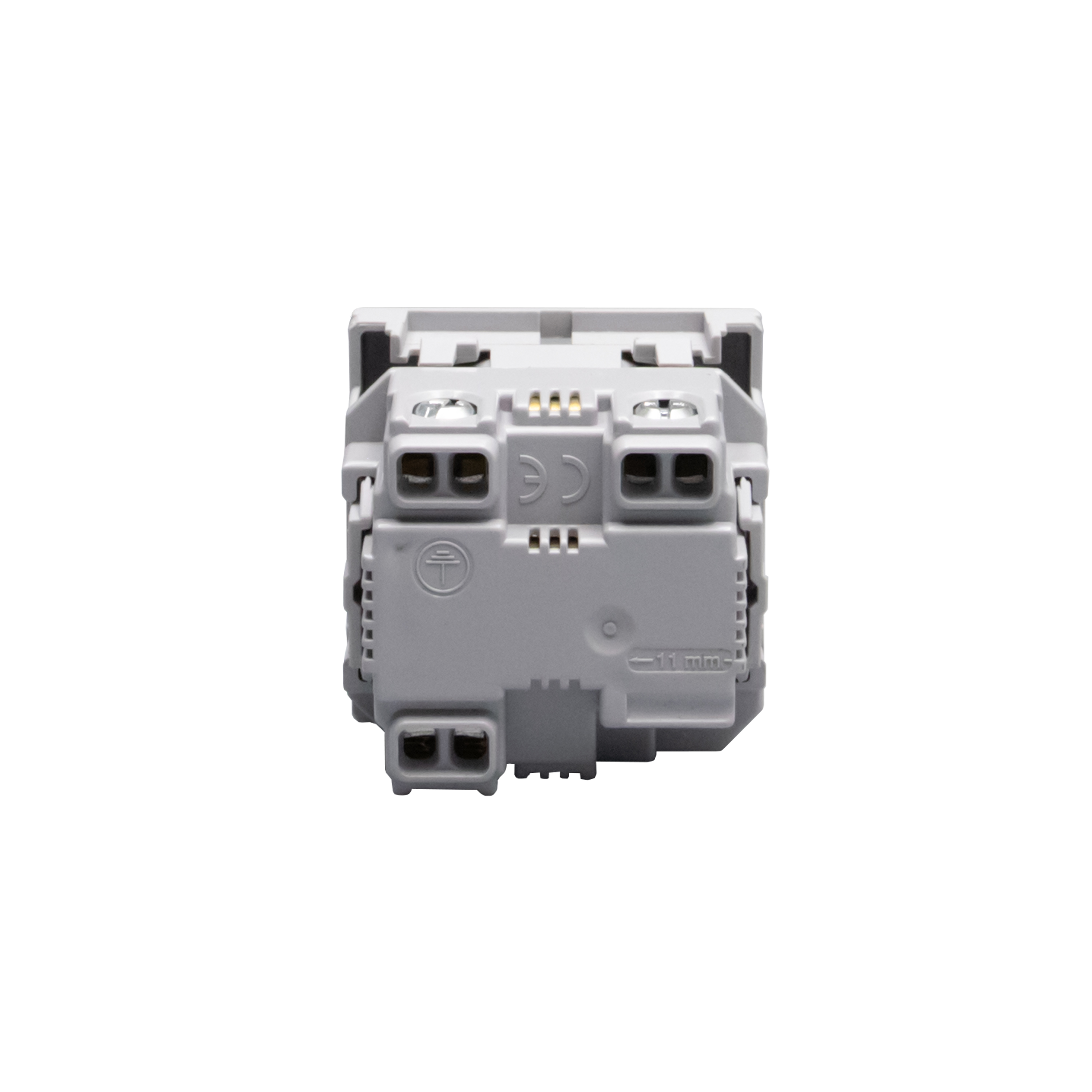 Italian standard P40 socket outlets. 2P+E 10 A and 16 A 250 Va.c. 