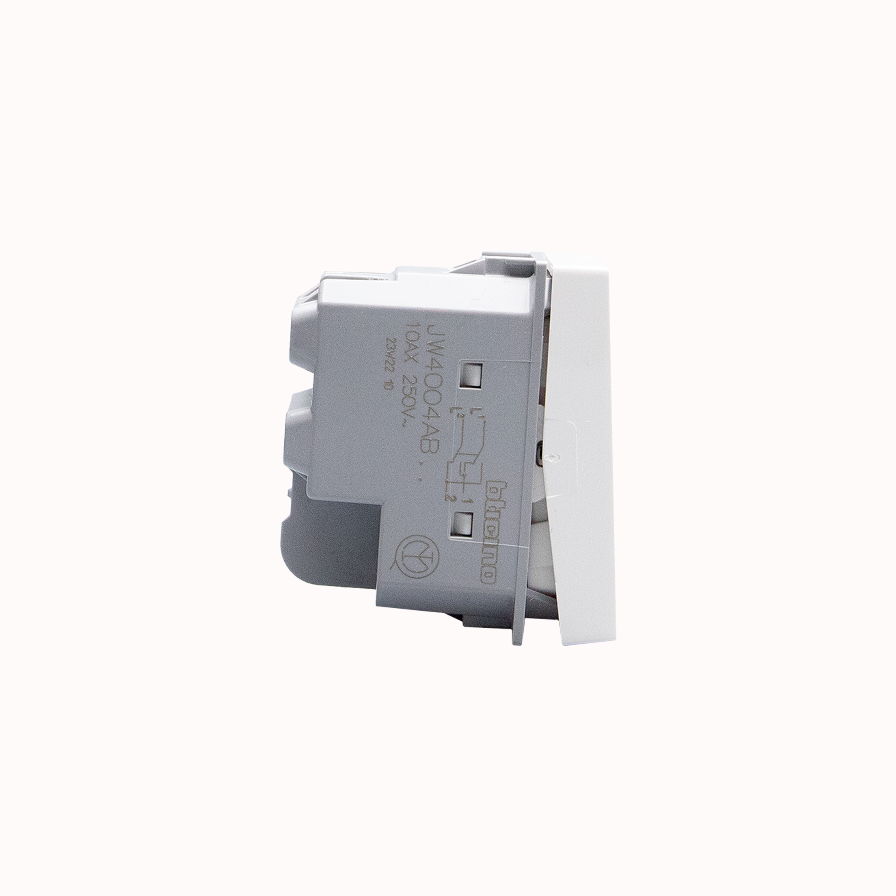Intermediate rocker switches. 1P 10 AX - 250  - Antibacterial range