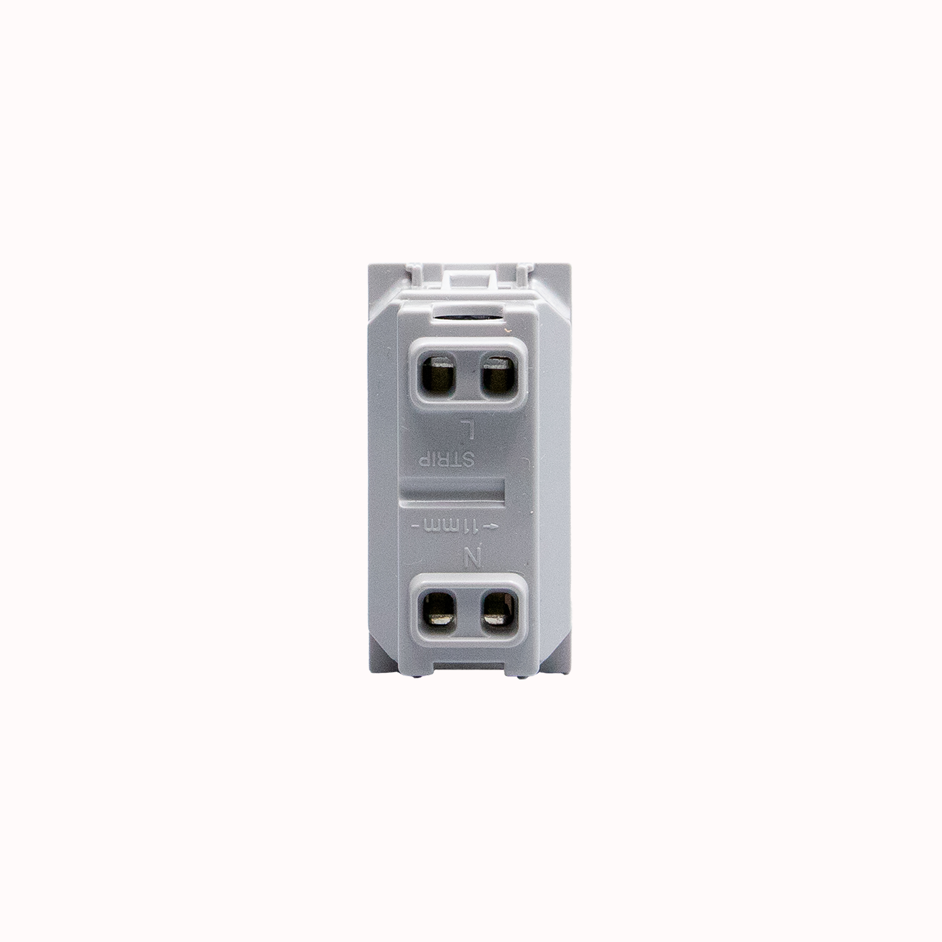 Euro/American standard socket outlets 2P - 16A - 127/250 Va.c. 