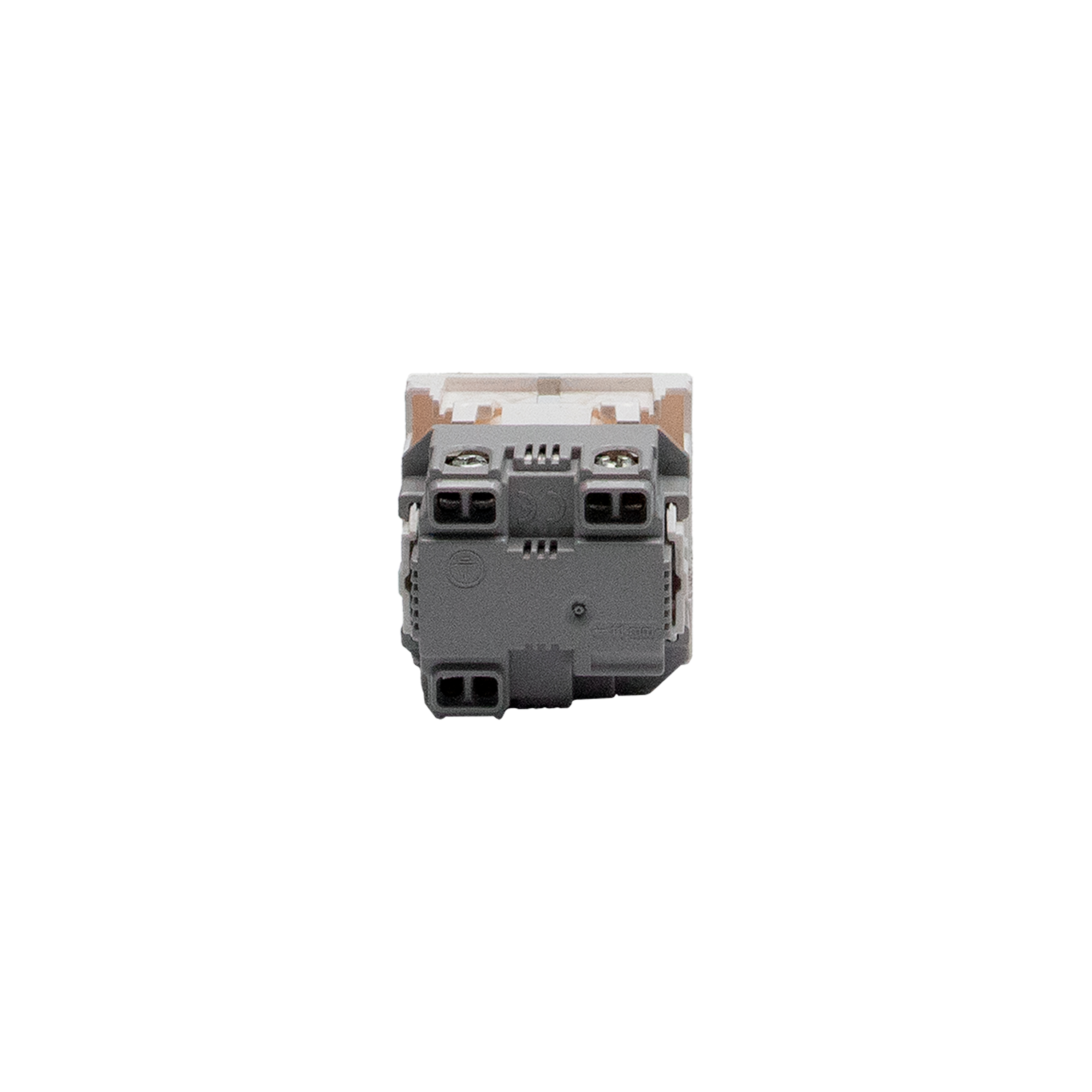 Italian standard P40 socket outlets. 2P+E 10 A and 16 A 250 Va.c.  
