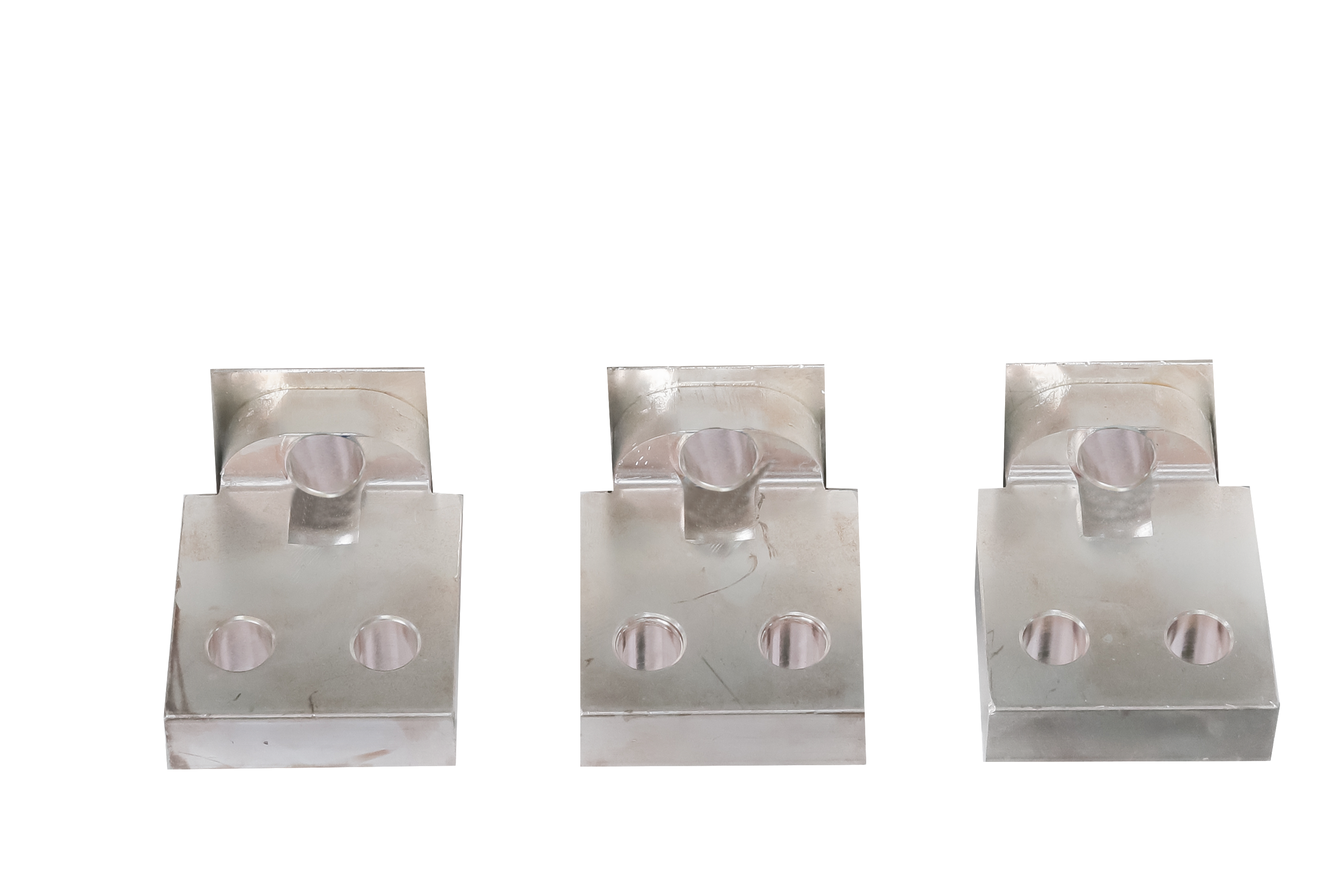 Rear terminal for MEGABREAK compact 3P draw-out version