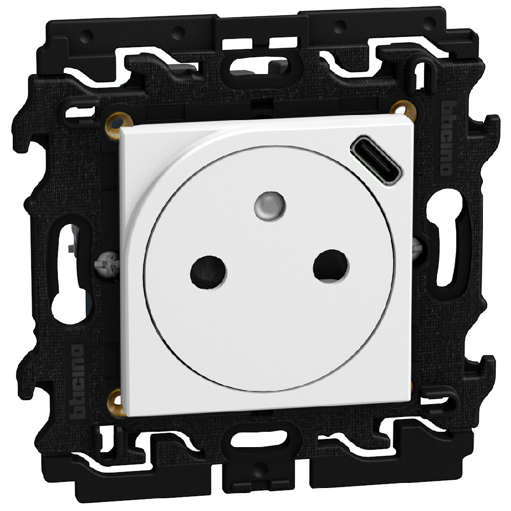 French standard socket 2 P+E 16 A 250 V with USB charger - white