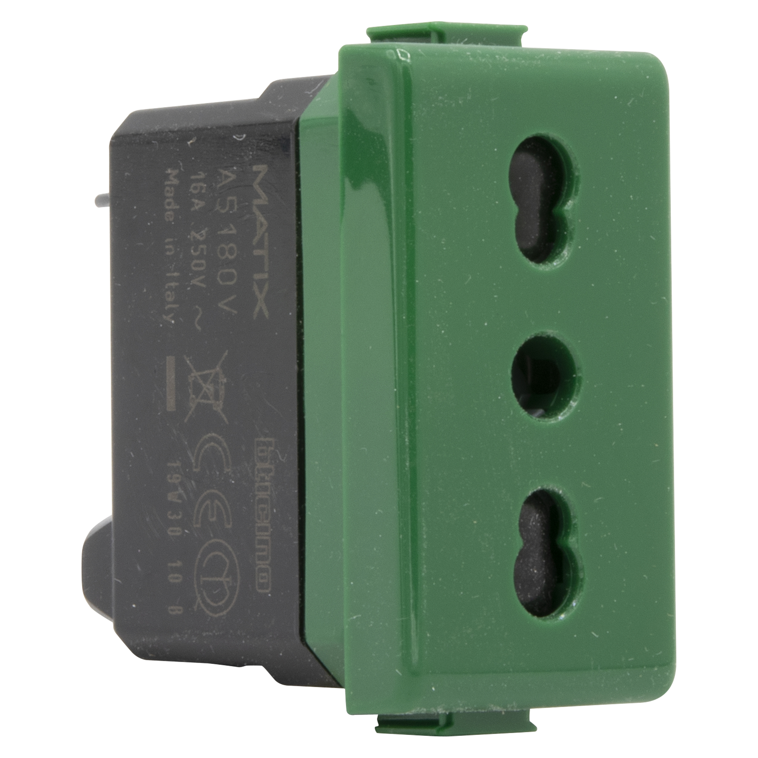 Socket Italian standard 2P+T 10/16A  centre distance 19 and 26 mm