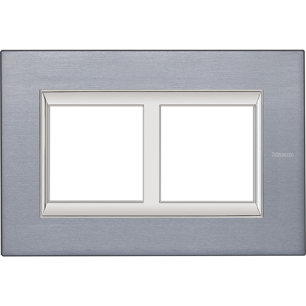 Rectangular cover plate 2x2P 57mm