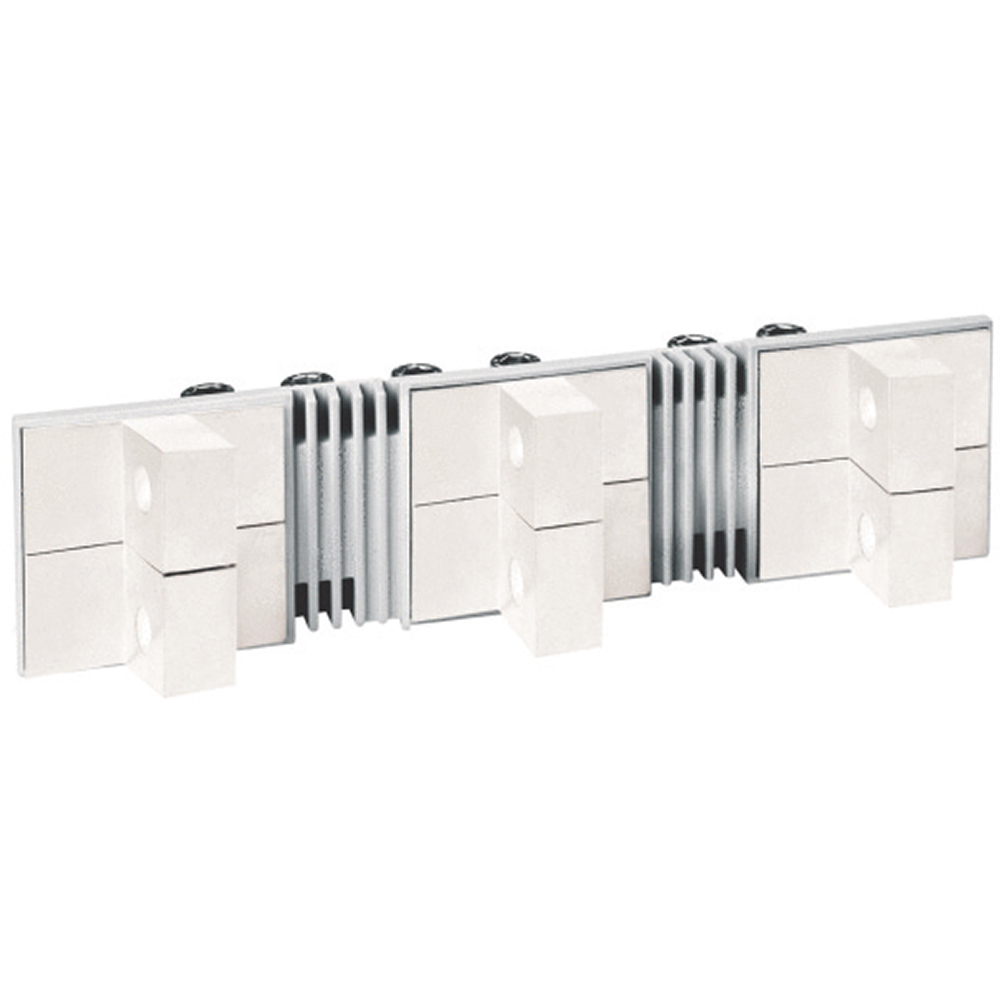 Vertical terminals 3P - step 106mm