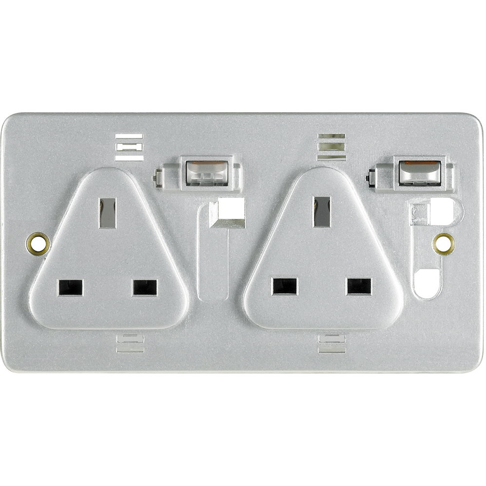 Socket outlet - 2 gang DP double earth 13 AMP