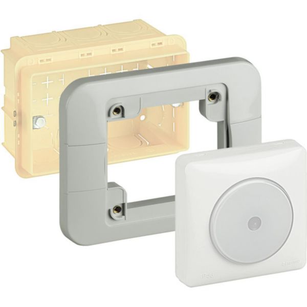 Adapter for 503E boxes to mount the items: 26003, 26005, 26055.