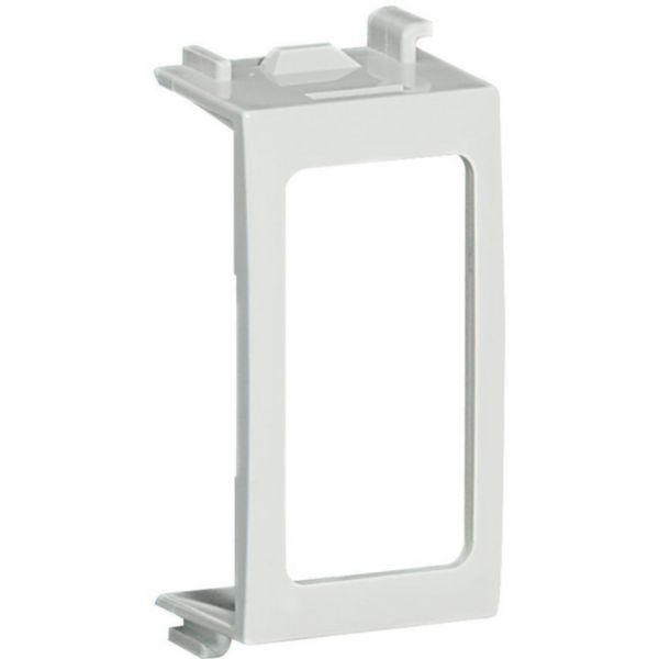 Adapter for the installation of 1 module Magic