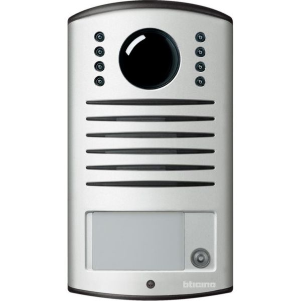 One family Linea 2000 video entrance panel