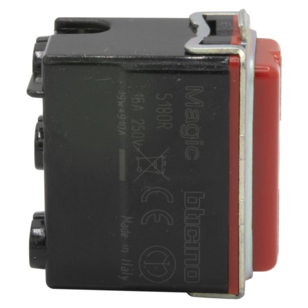 Socket Italian standard 2P+T 16 A 250 Vac - centre distance 19 and 26 mm
