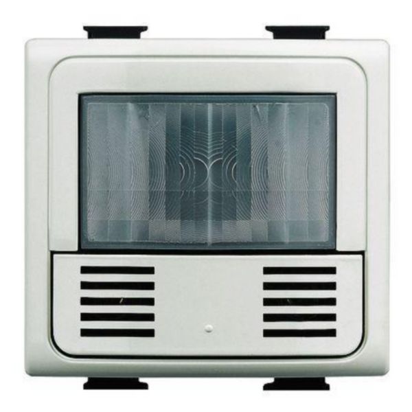 Green Switch: dual technology presence sensor, passive infrared and ultrasound (PIR + US).