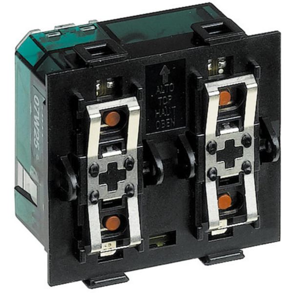 Command with 3 buttons and 3 two-color LED for shutter actuators AM5861M2 or DIN module F401.
