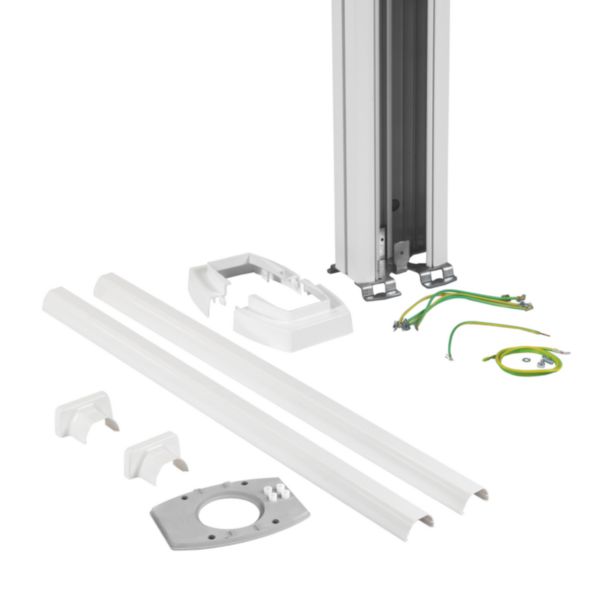 Curve single-face column white height 2780 - 4060 mm. White