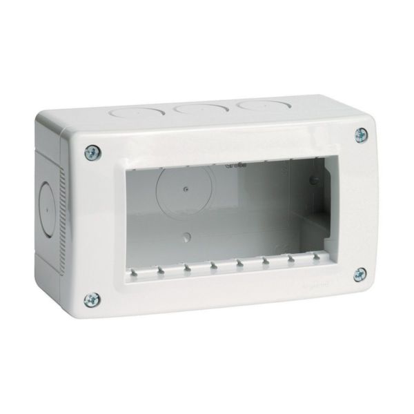 IP40 wall-mounting enclosures - 4 modules