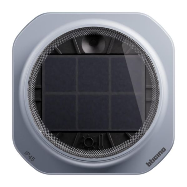 Wireless outdoor temperature and light sensor