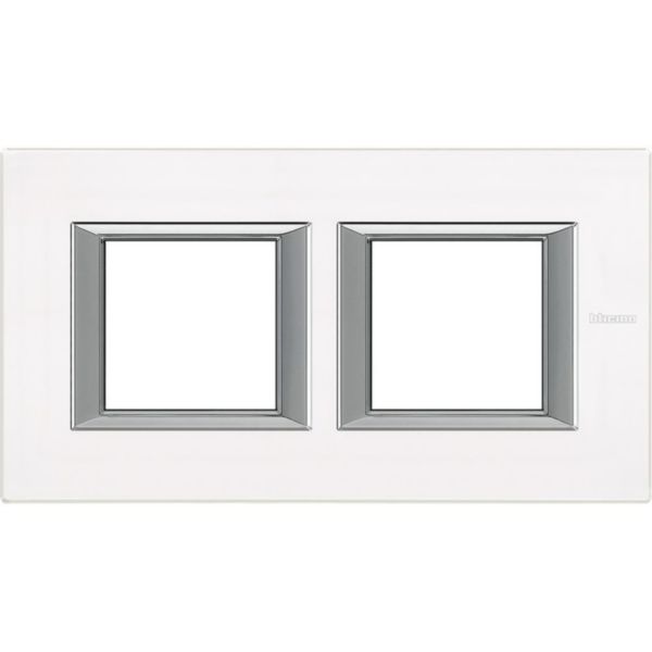 Rectangular cover plate 2x2P 71mm