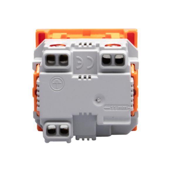 Italian standard P40 socket outlets. 2P+E 10 A and 16 A 250 Va.c. 