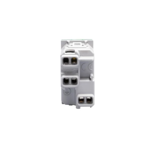 Italian standard P17/11 socket outlets. 2 P+E 16 A 250 Va.c. 