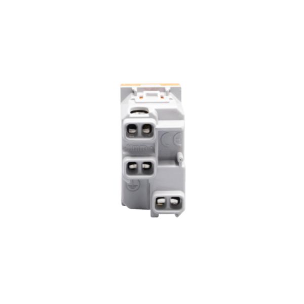 Italian standard P17/11 socket outlets. 2 P+E 16 A 250 Va.c. 