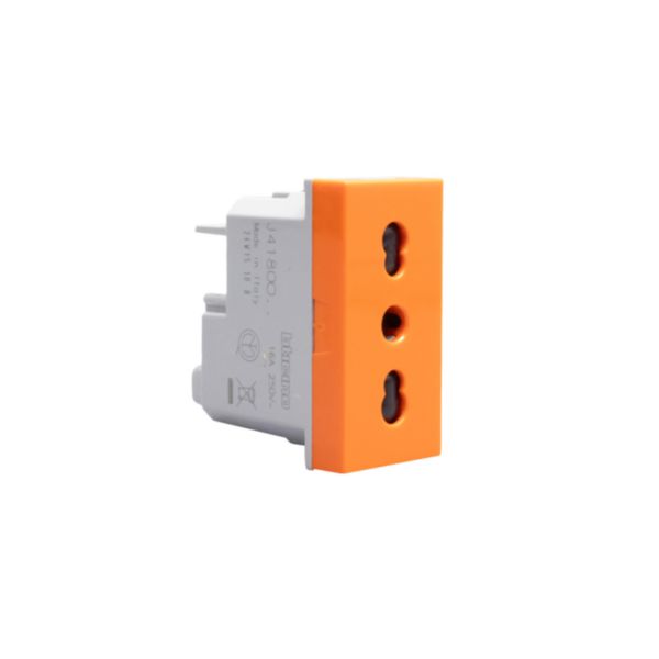 Italian standard P17/11 socket outlets. 2 P+E 16 A 250 Va.c. 