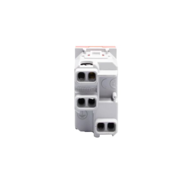 Italian standard P17/11 socket outlets. 2 P+E 16 A 250 Va.c. 