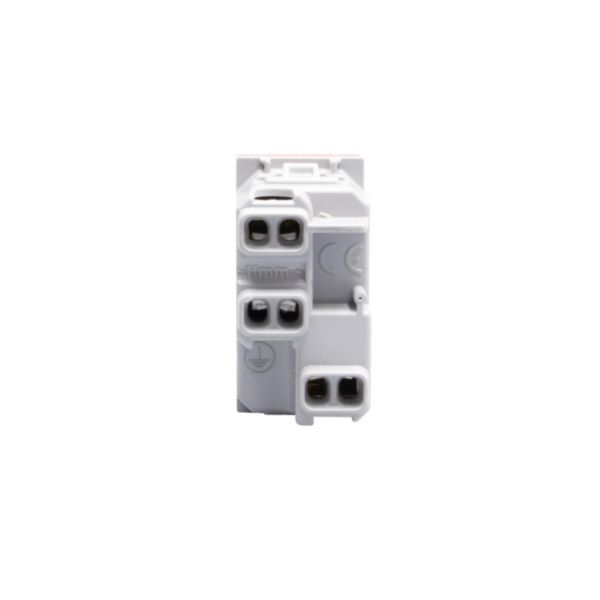 Italian standard P17/11 socket outlets. 2 P+E 16 A 250 Va.c.