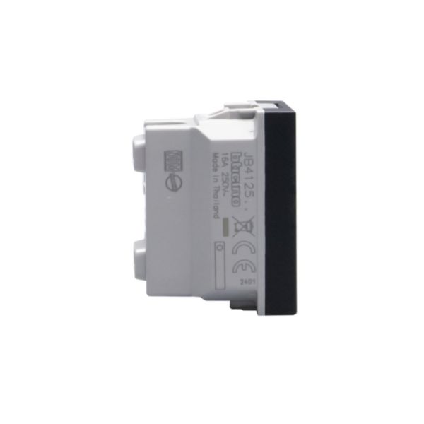 Euro/American standard socket outlets 2P - 16A - 127/250 Va.c. 
