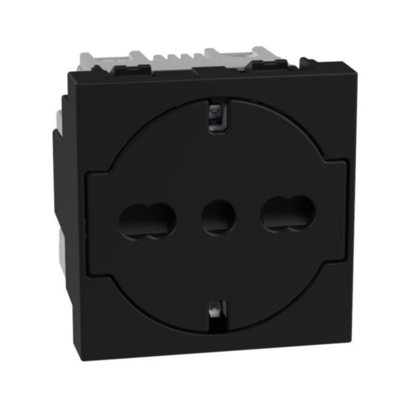 Italian standard P40 socket outlets. FLAT