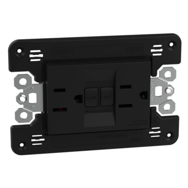 American standard socket outlets 2 P+E 15 A 127 VA GFCI