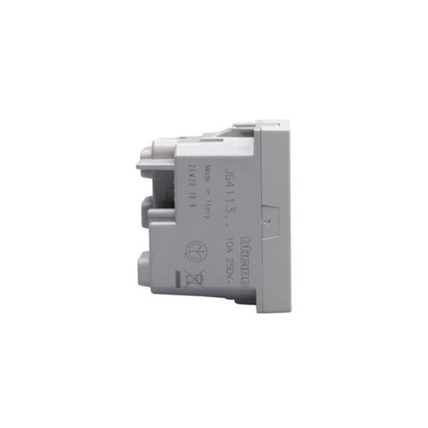 Italian standard P11 socket outlets. 2P+E 10 A 250 Va.c.