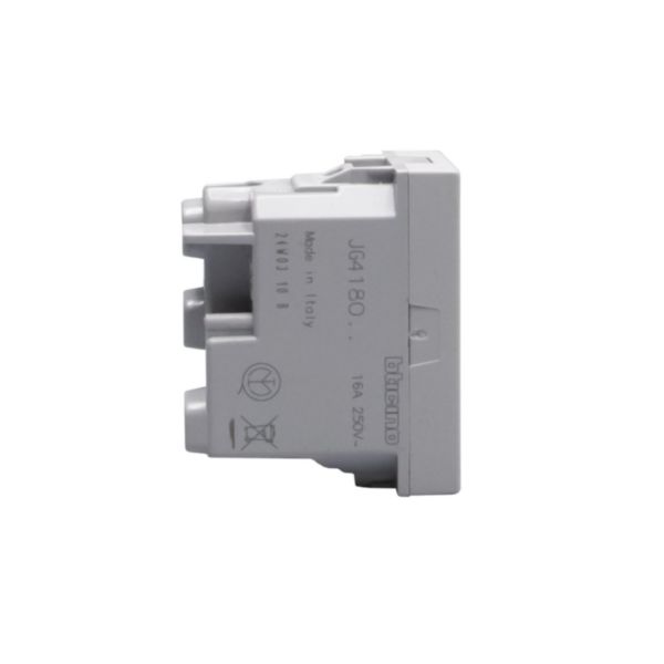Italian standard P17/11 socket outlets. 2 P+E 16 A 250 Va.c.Grey 