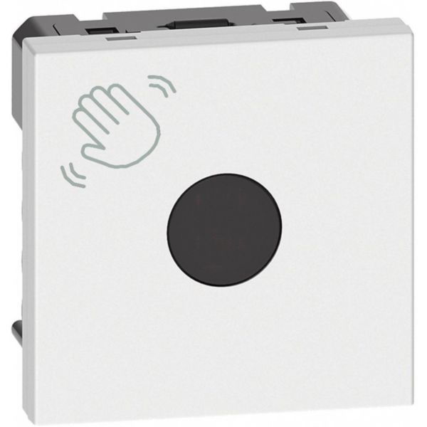 Touchless switch for lighting