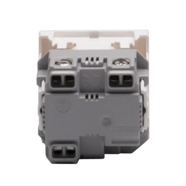 Italian standard P40 socket outlets. 2P+E 10 A and 16 A 250 Va.c. 