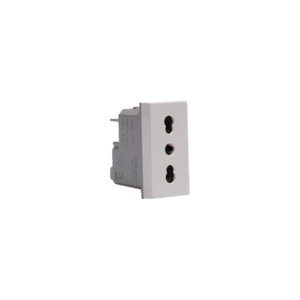 Italian standard P17/11 socket outlets. 2 P+E 16 A 250 Va.c.  