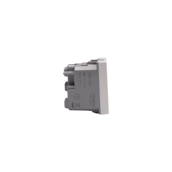 Italian standard P17/11 socket outlets. 2 P+E 16 A 250 Va.c.  