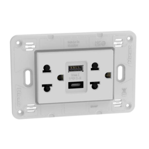 Euro american standard universal duplex socket 2 P+E 16 A 127/250 VA