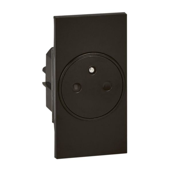 French-Belgium standard socket 2 P+E 16 A 250 Vac