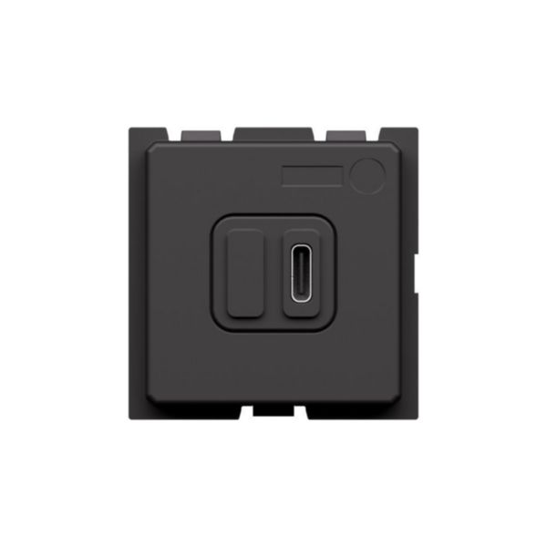 Single USB sockets - 1 x Type-C 45W.