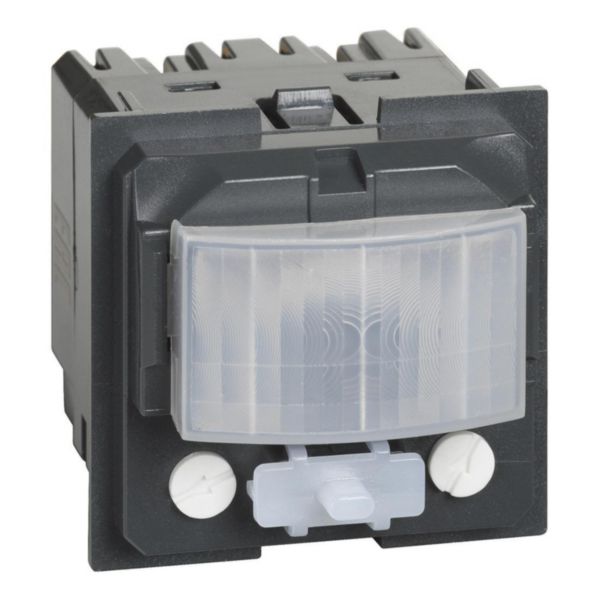 Switch with passive infrared ray movement sensor