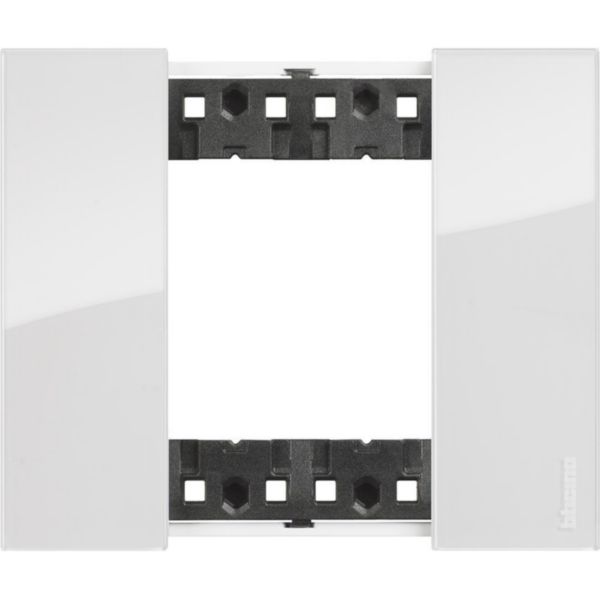 2 modules Living Now plate