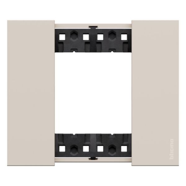 2 modules Living Now plate