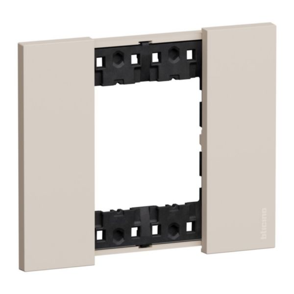 2 modules Living Now plate