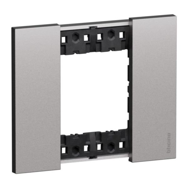 4 modules Living Now Plate 