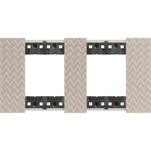 2x2P 71mm Living Now plate